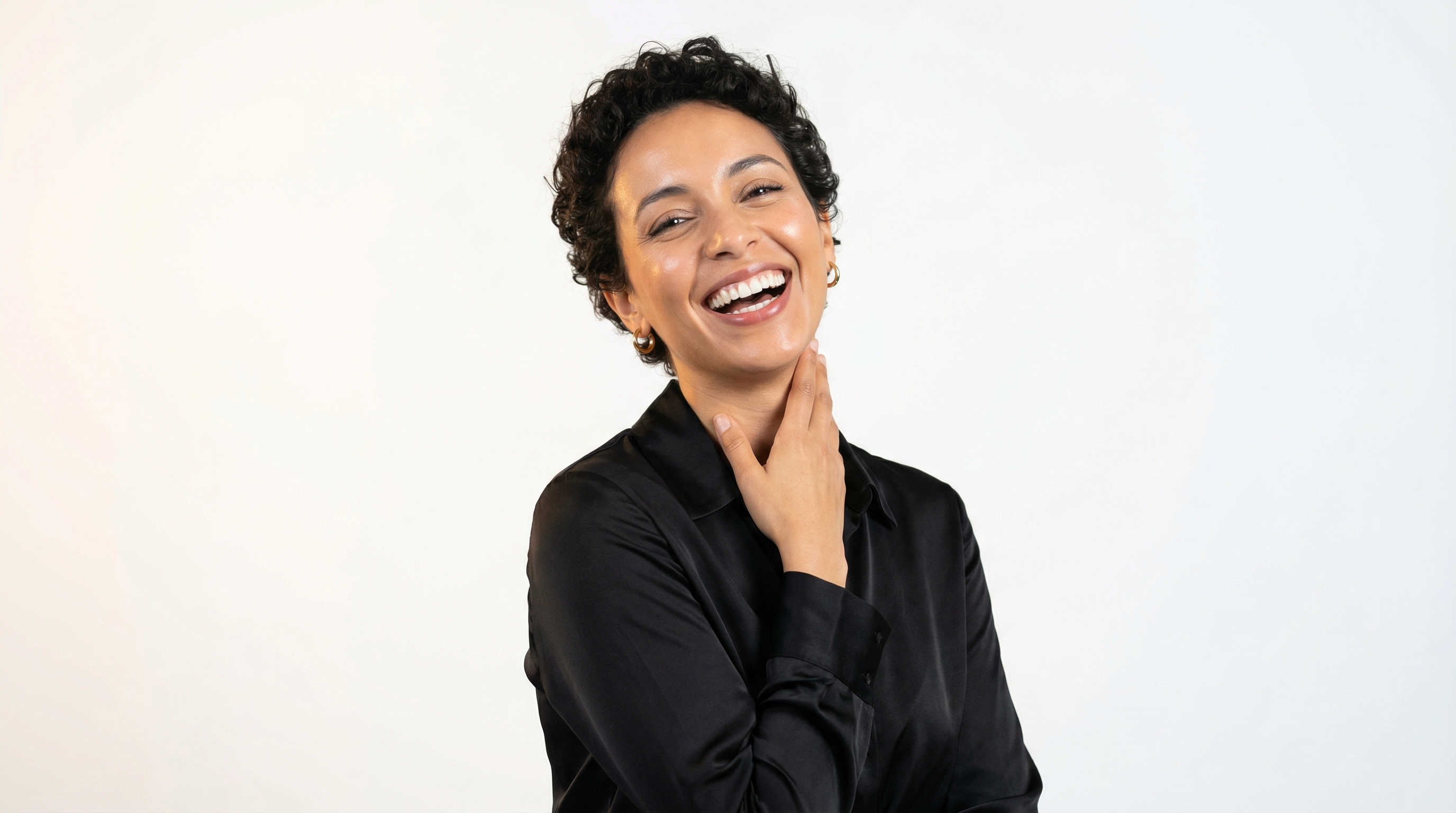 Patiente souriante au Centre Dentaire Fath, Casablanca